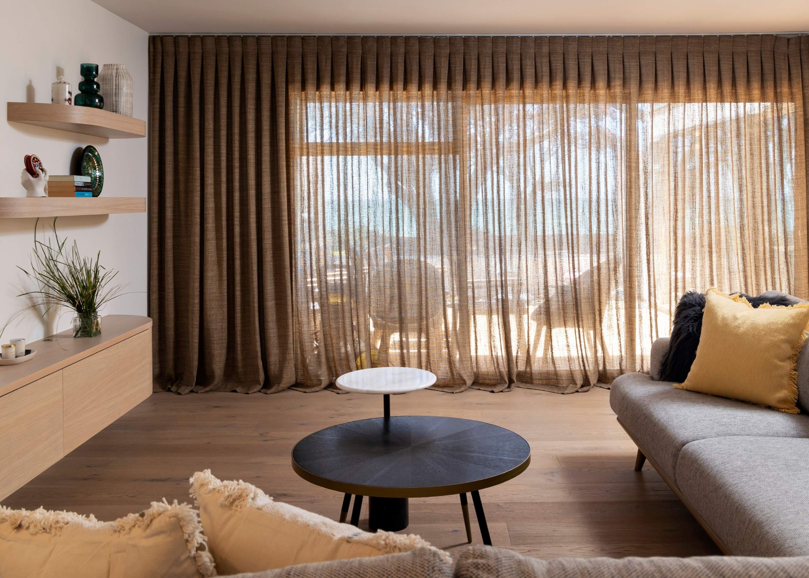 lounge7by5.jpg